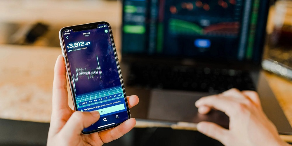 Mobile cryptocurrency trading apps